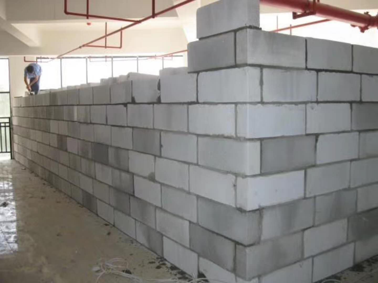 宏伟蒸压加气混凝土砌块承重墙静力和抗震性能的研究